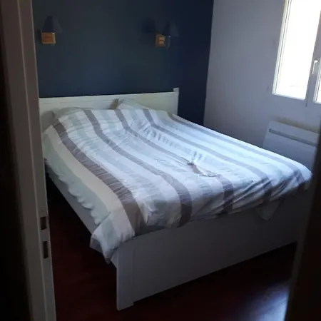 Holiday home Superbe Maison Avec Jardin Le Haillan