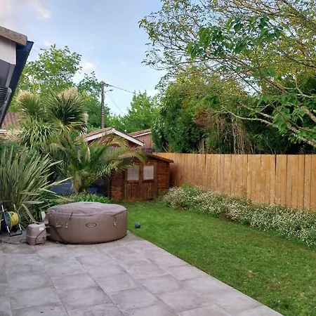 Superbe Maison Avec Jardin *