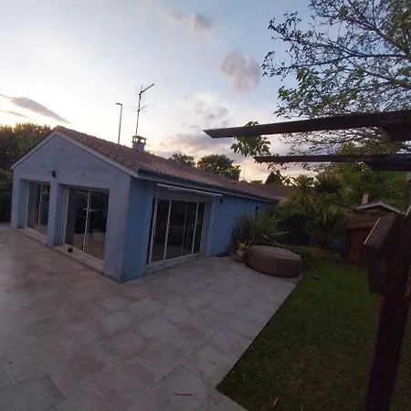 Holiday home Superbe Maison Avec Jardin