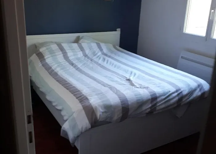 Дом отдыха Superbe Maison Avec En Direct Ле-Хаиллан